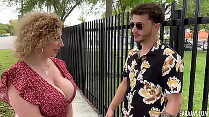 Curvy cougar Sara Jay deep throats and rides large cock