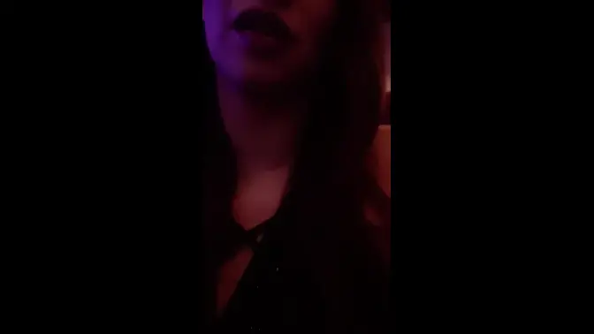 Destiny Mae entire dancing set with a long stripper pole at the Oval Office!