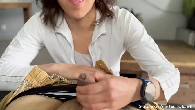 Hot MILF gives deepthroat blowjob to huge cock