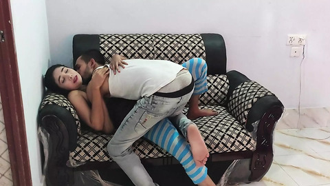 horny🥵 couple gets wildly screwed raw in bed