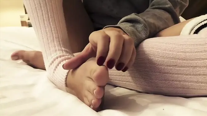 Blonde MILF hires young chick to be her girlfriend