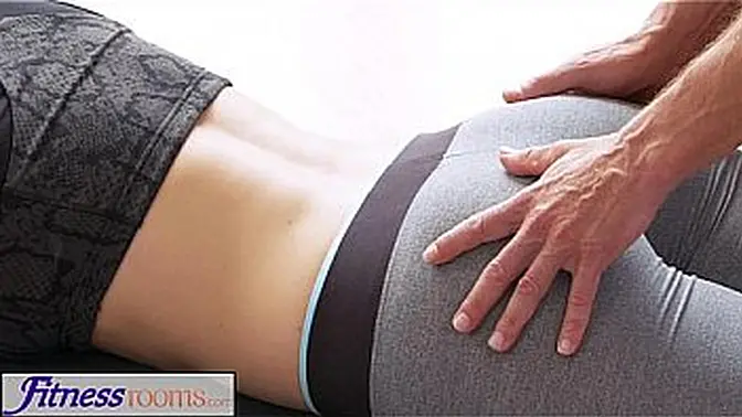 Curvy teen in yoga pants fucked after workout