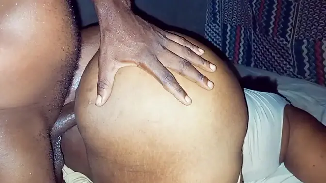 Getting it nice into the pussy