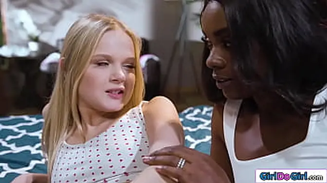 Busty ebony MILF joins in on lesbian fun