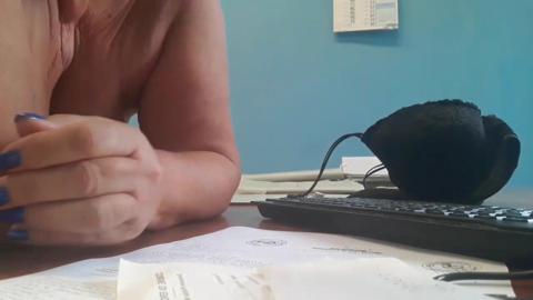 gilf sucks cock aand getss fucked on webcam