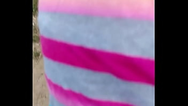 Justin Niki and the TNT Express delivery