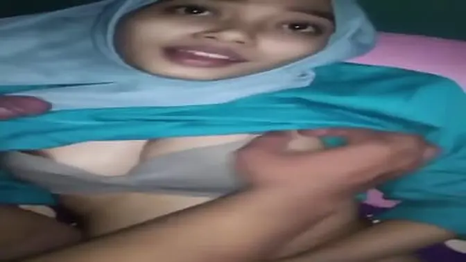 Adry Sexy: Naughty MILF cheats on her working husband with a hot stud