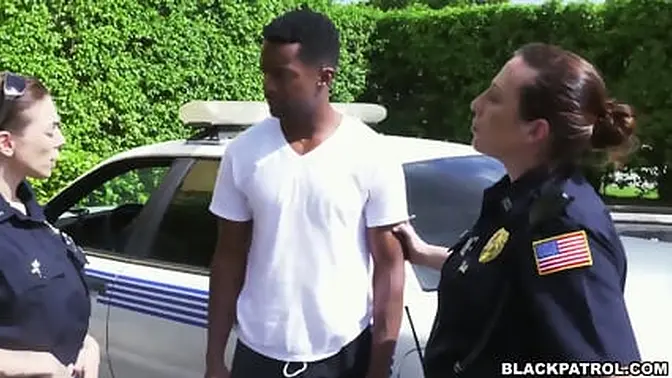 Two sexy babes share a steamy 69