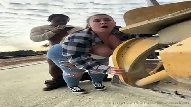 American bombshell gets pounded by a huge cock