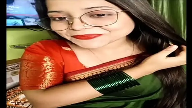 Busty Lisa gets her face covered in cum