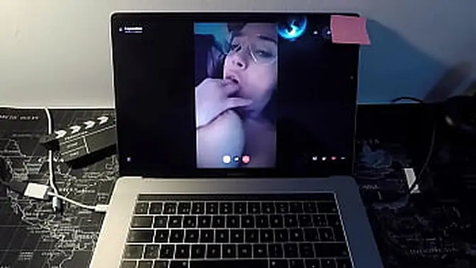 Leyva Hot Ctdx teases fans with shaved pussy and big tits on webcam