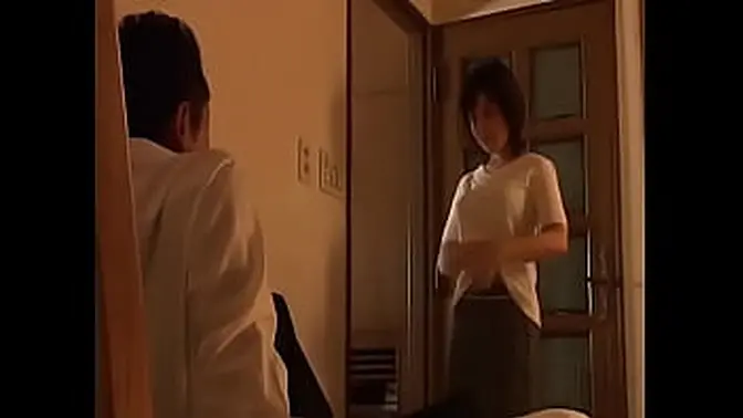 Immoral affair with a mature Japanese wife