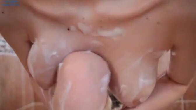 Pretty Japanese GF gets teased in the shower