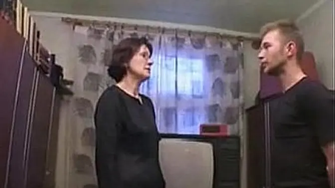 Kharki Johan fucks mature Russian MILF