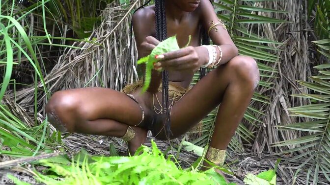 African beauty cooks up some steamy action in the wild 