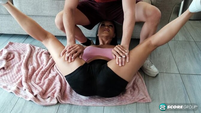 Fit Nicky Rebel gets a sloppy blowjob