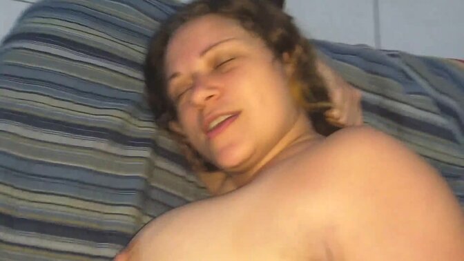 Melissa Alecxander gets her ass fucked in the morning