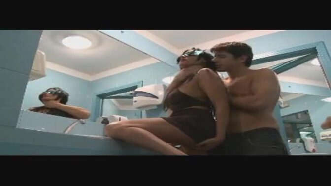 Nidya is a hot Italian babe who loves to get wild 