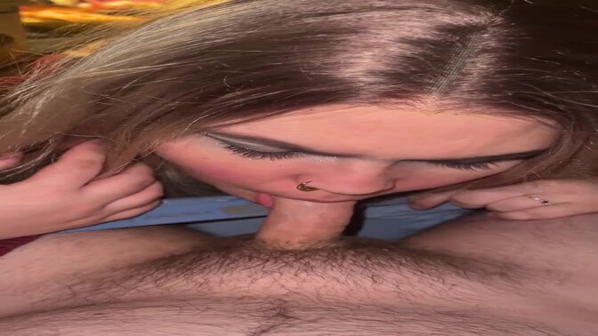 Blonde babe gives sloppy POV blowjob in homemade vid