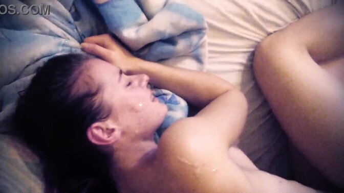 European amateur babe takes a big cock and cums on its face