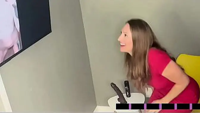 BRANDI GETS IMPREGNATED BY BBC STRANGER AT HER FIRST GLORY HOLE INTERRACIAL