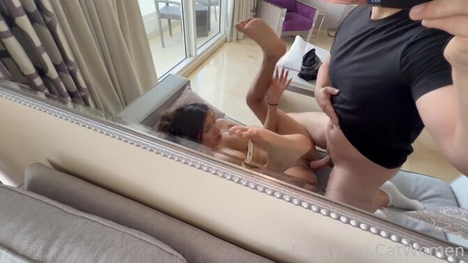 Hot blonde Veronica Diaz shows off her workout body