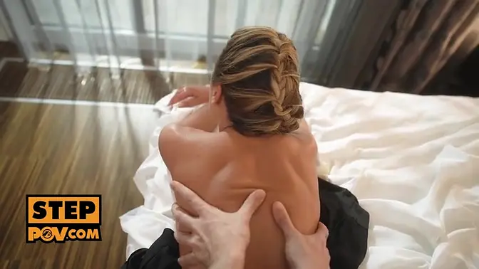 POINT OF VIEW - Busty blonde Shalina Devine offers her body after massage