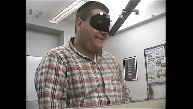 Italian amateur gets big cock from TV network