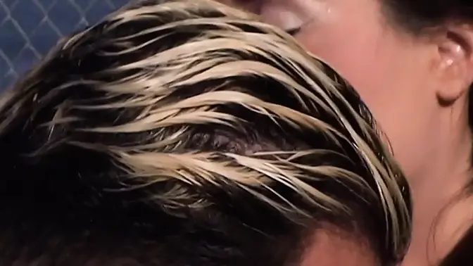 Teen Deutscher Hübschen Körper bespritzt sperma überall