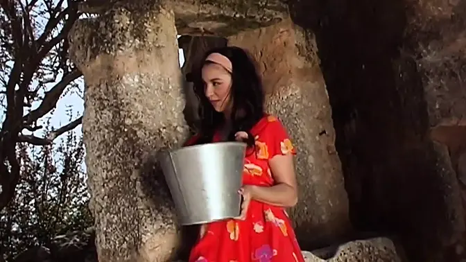 Dark haired German babe takes her trimmed snatch smashed outdoors