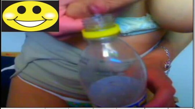 Latina babe shows off her thick and natural tits on a webcam 