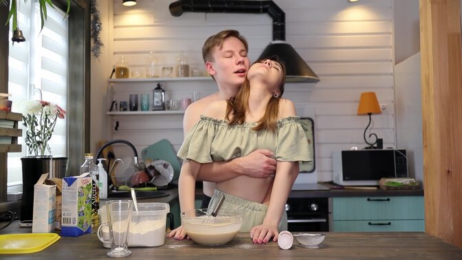 Hot chef gets a surprise POV smash while cooking alone