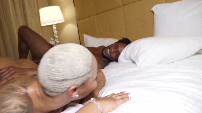 Thick and juicy ebony ass displayed by a phat ghetto babe