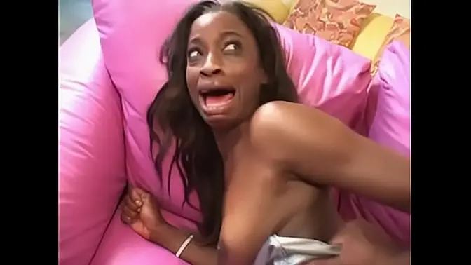 Wild ebony loves anal and rough fucking