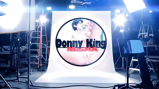 Slutty tattooed babe receives man's throbbing cock