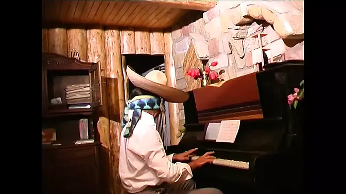 Italian Stallion's huge cock wows in episode 4