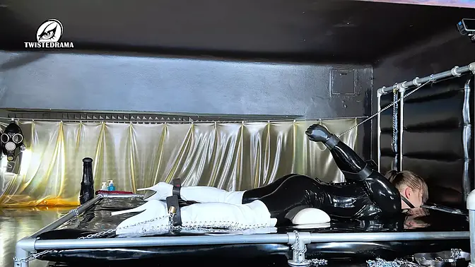 Bound Kira in latex catsuit gets pissed on while facesitting