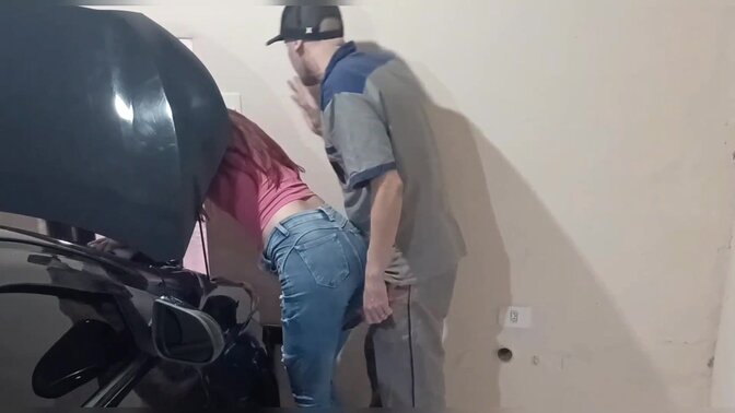 Ficou de pau duro no mec�nico brasileiro