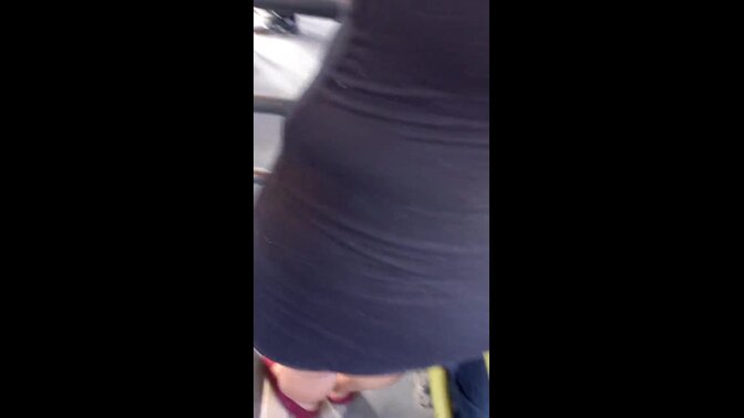 Public bus babe gives a hot blowjob