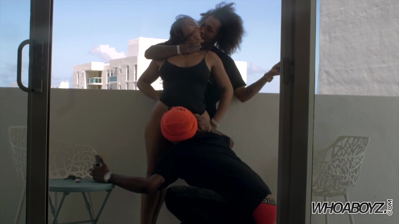 Busty Carmela Clutch gets her groove back