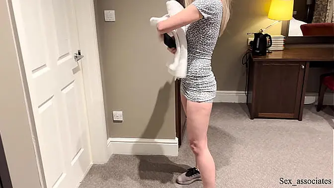 Sharing a bed with my hot stepmom ended up with an unexpected fuck