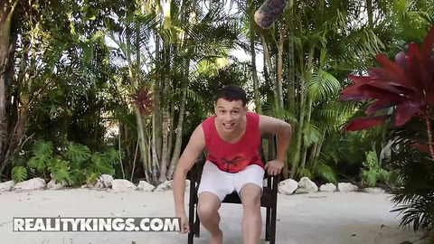 Beach babe Kiki gobbles cock🍆, claiming schlong as recompense for lost Diamond Earring - RK