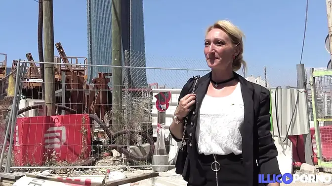 Beautiful MILF gets a hard cock in her tight little ass