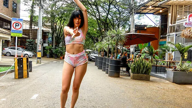 Curvy Latina teen's tight booty gets fingered and fucked