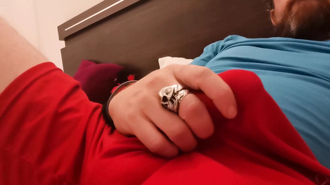 Come for my screaming cum shots