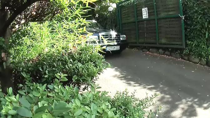 Jasmine La Rouge Epic Bj