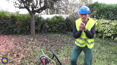 Geriatric broad blows cum buckets