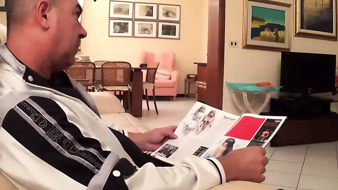 Italian amateur couple gets wild in swinger session