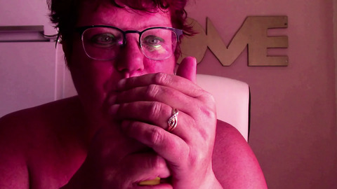 Meet the Fattest Hussy Ever Who's Tongue-Tied Between Her Thick Thighs Now
