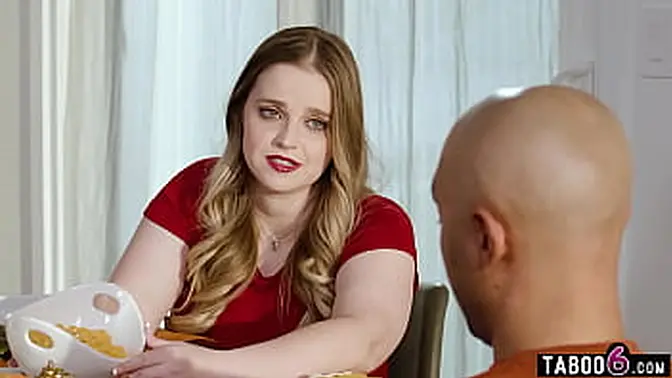 Big Tit milf′s Thanksgiving Leftovers: Turkey Stuffed More Than Just the Bird